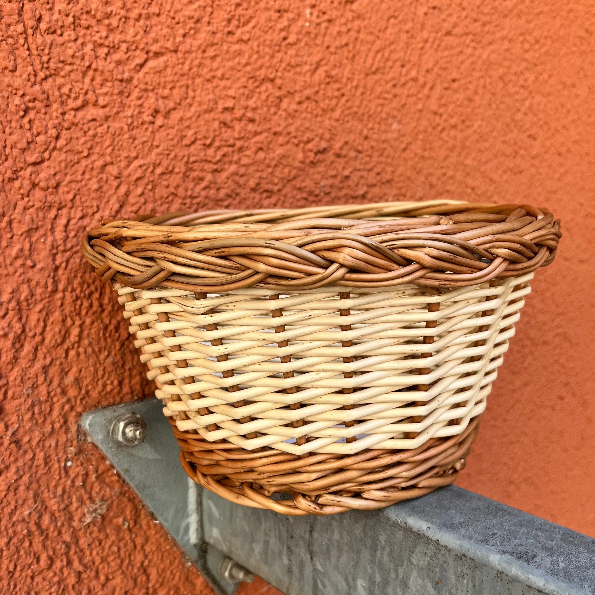 Wheely Wicked Basket Kids - unprocessed with two brown stripes